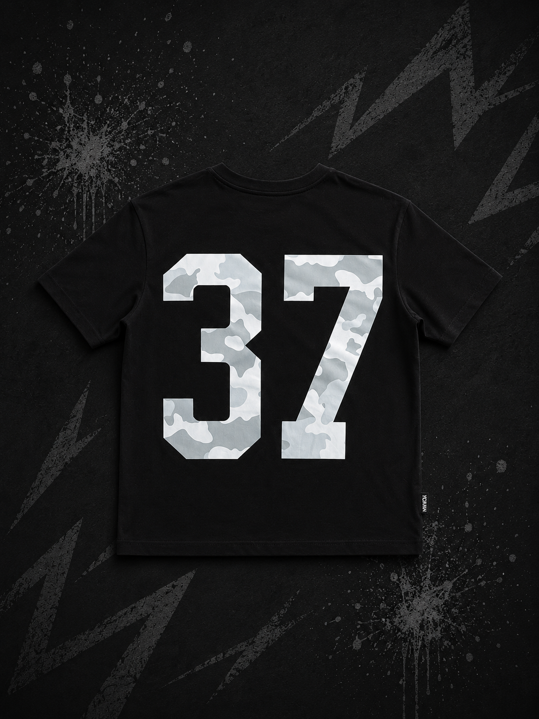 BLACK TEE